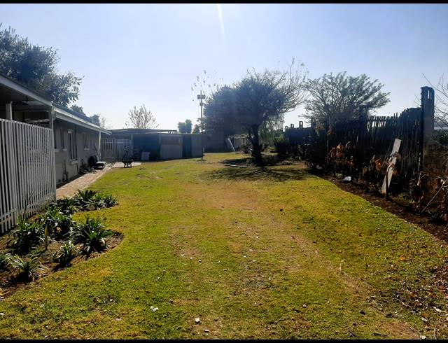 SMALLHOLDING RENTED IN DENNEOORD